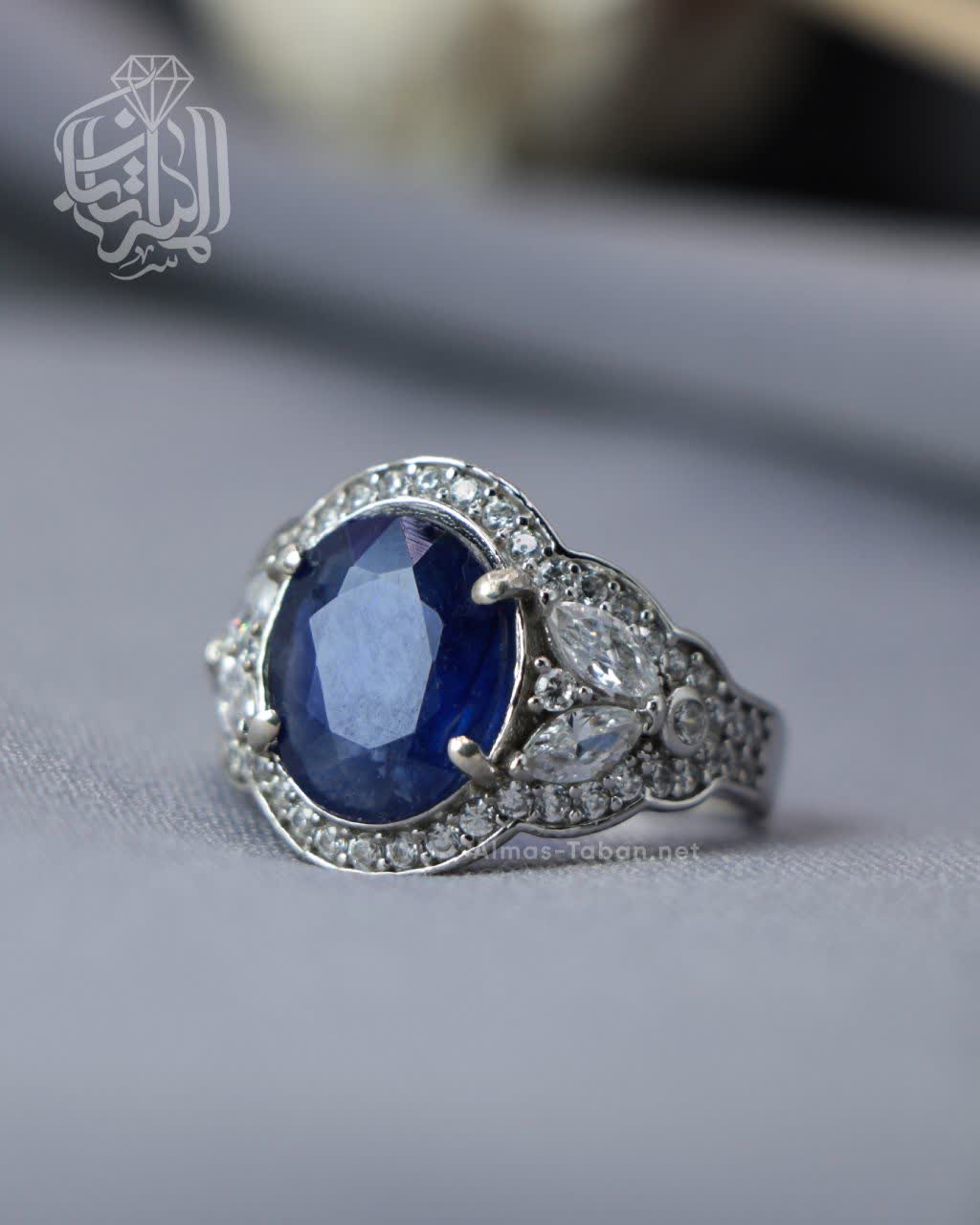 انگشتر زنانه یاقوت کبود کد 715