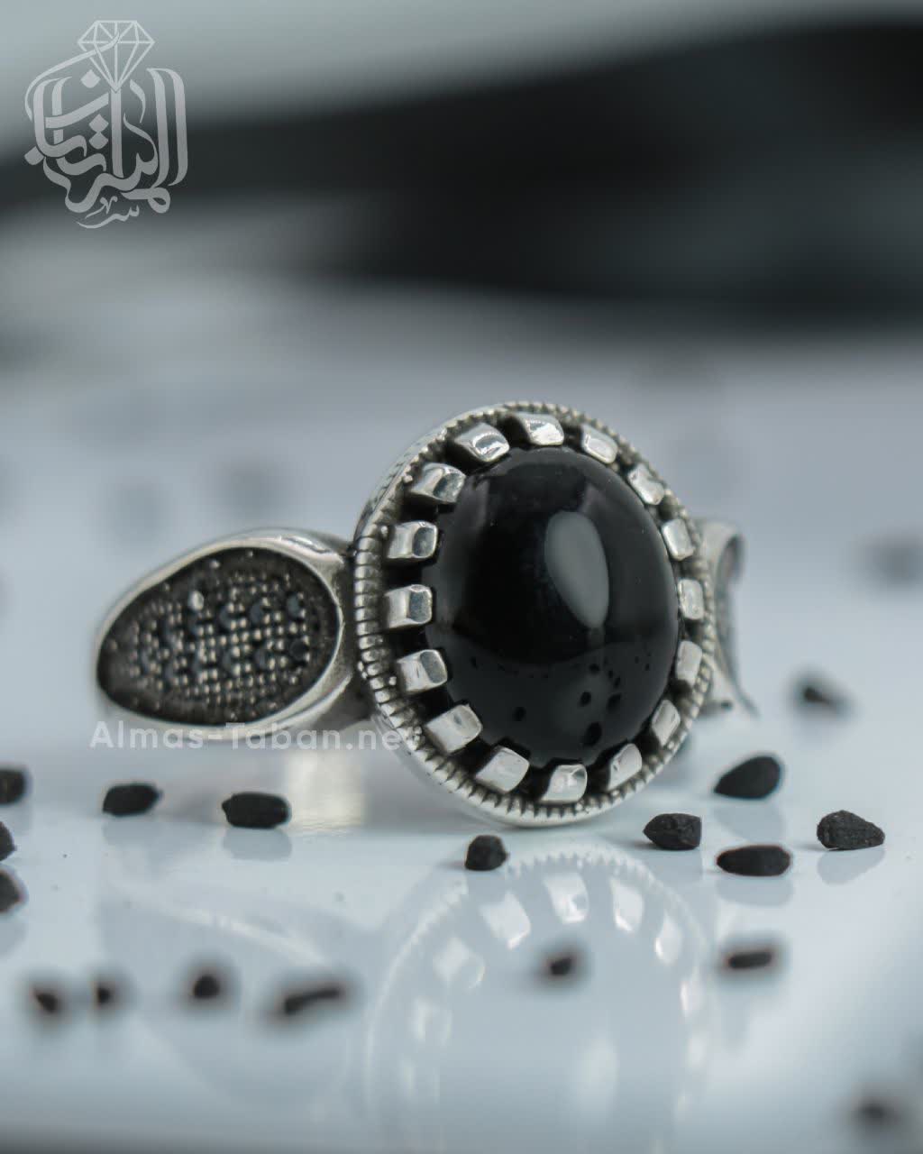 انگشتر مردانه عقیق مشکی کد 2832