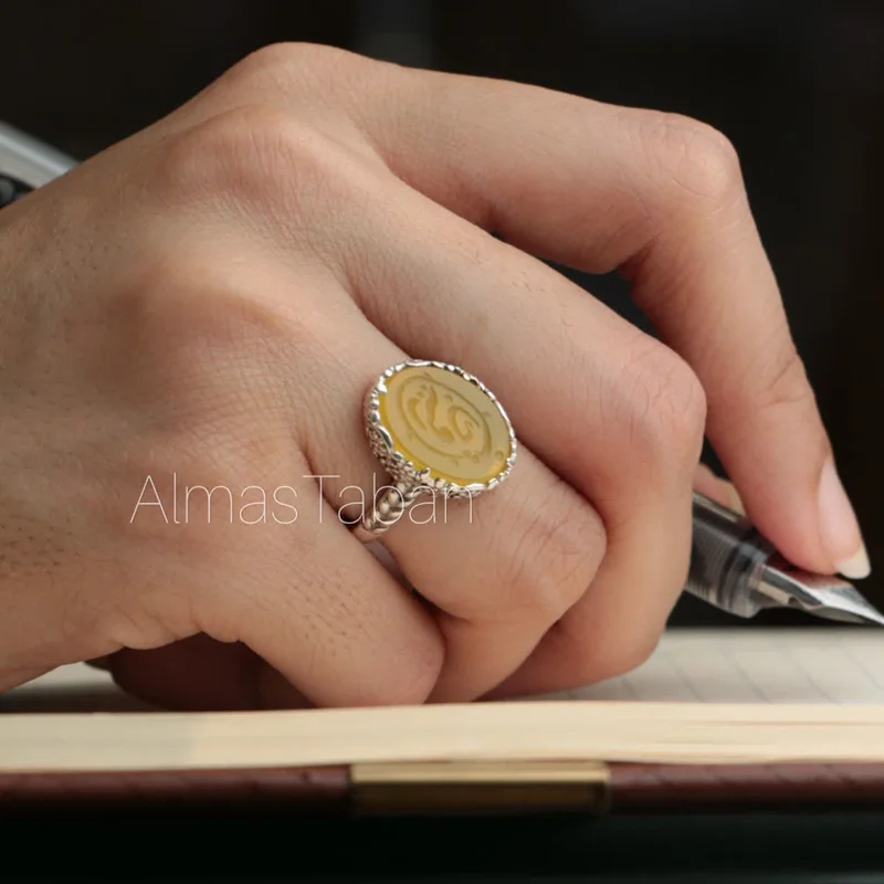 انگشتر زنانه عقیق زرد کد 677