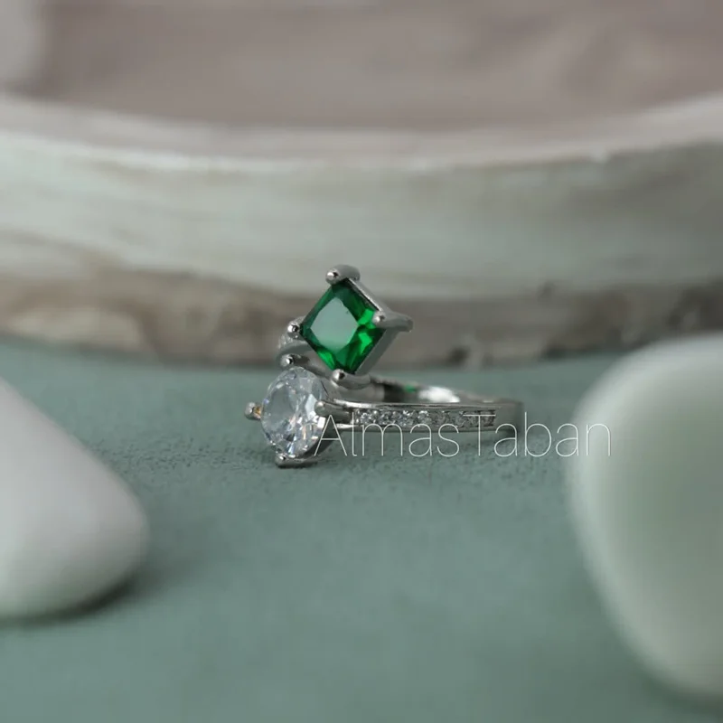 انگشتر زنانه سنتاتیک سبز و سفید کد 679